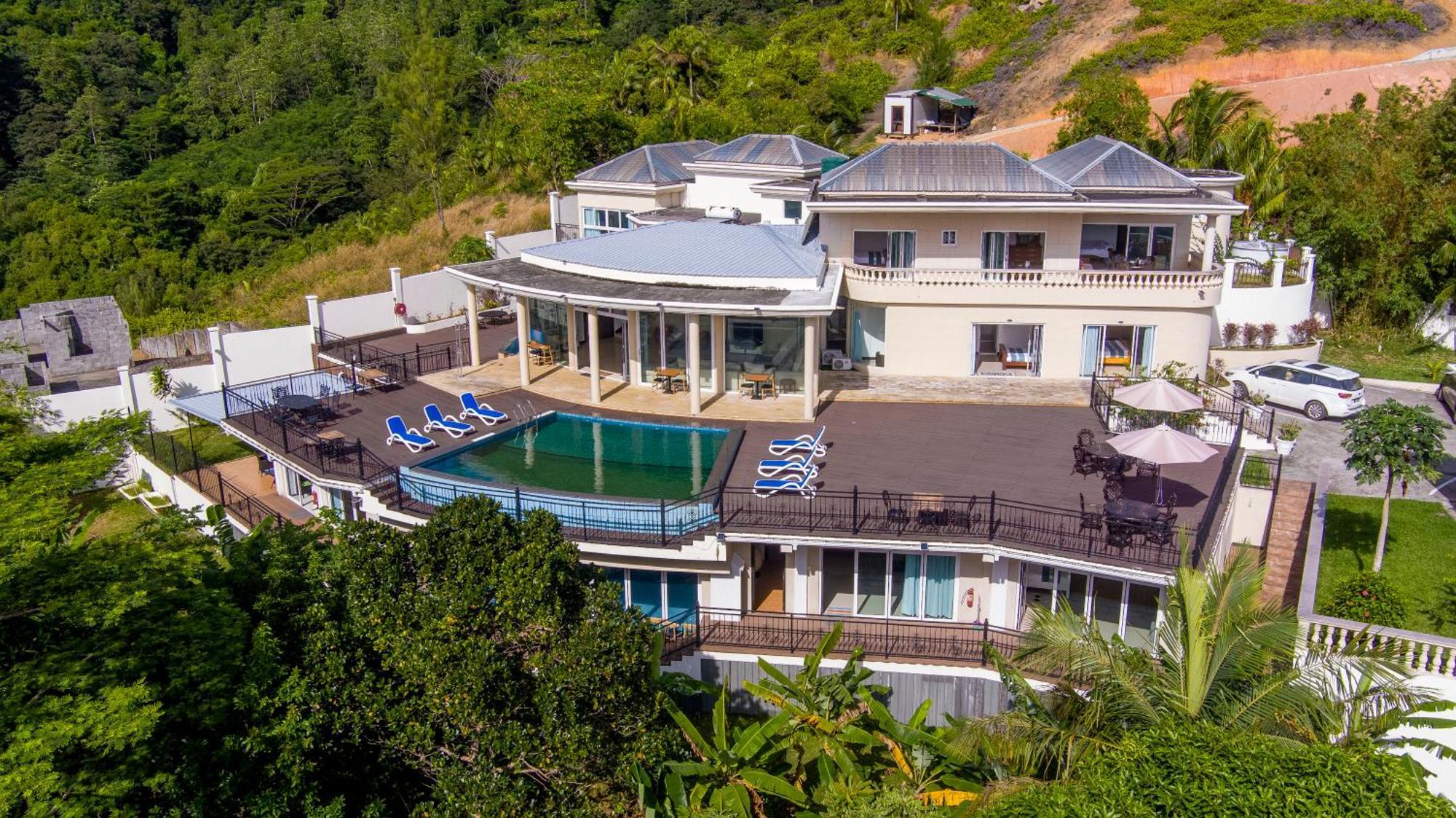 Amanda Villa - Best Value Mountain Top Inn Au Cap Exterior photo